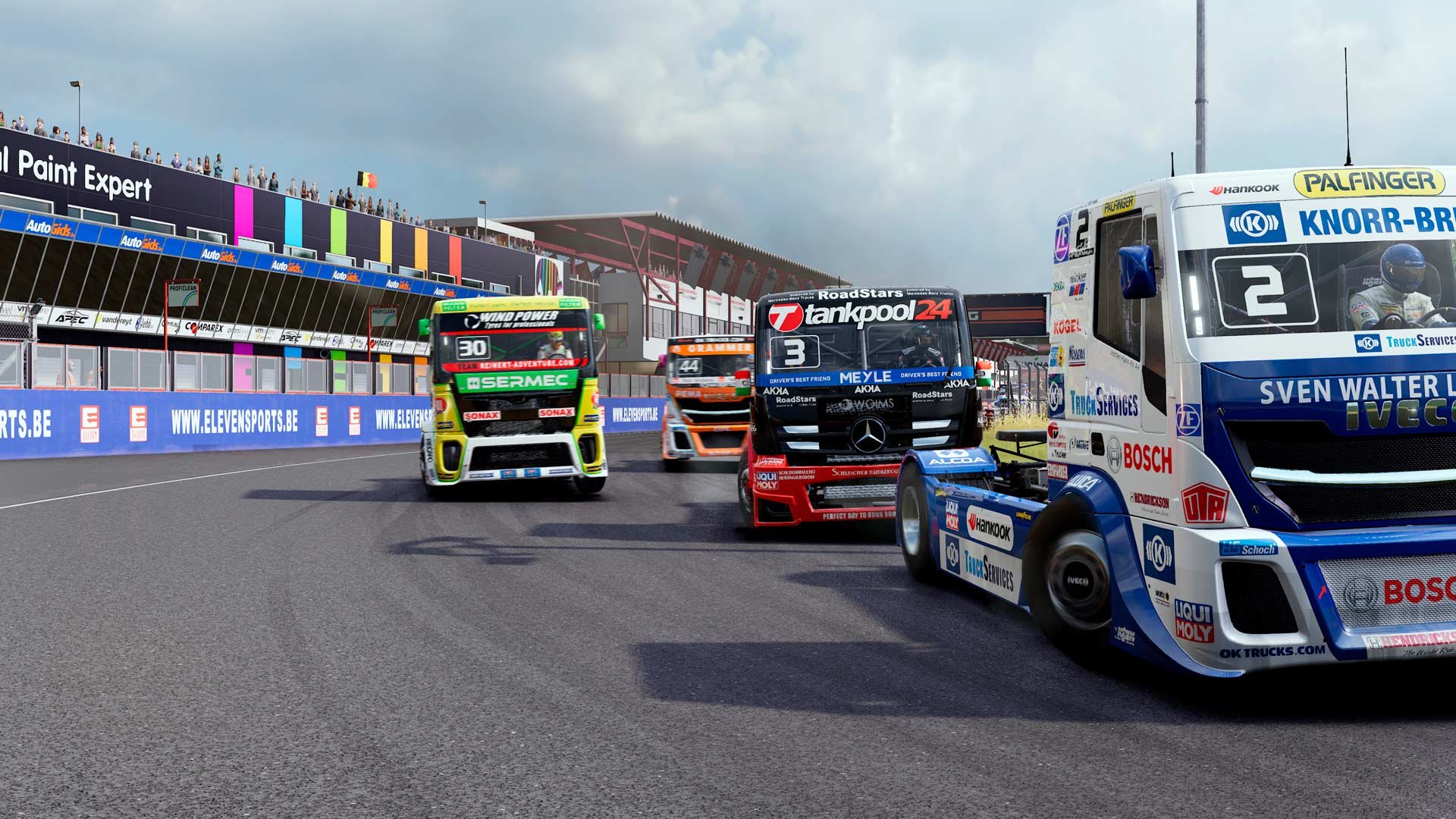 Captura de tela do jogo 'Truck Racing Championship'.